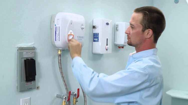 features of electric tankless water heater